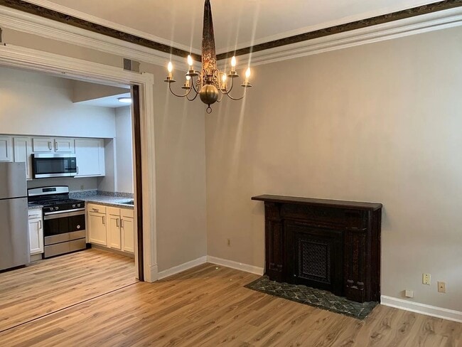 Building Photo - 2224 S 9th St Unit 2224 C