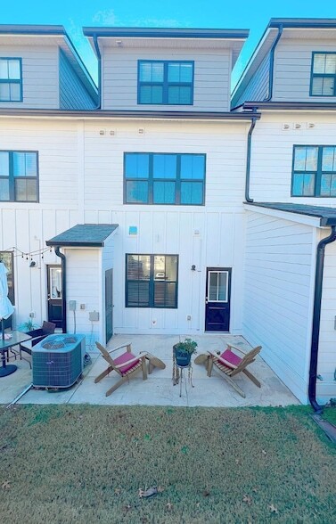 Photo - 6800 Milligan Way