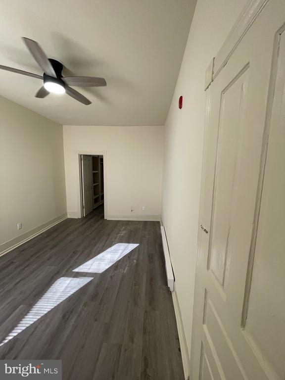 Photo - 5122 Arch St