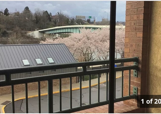 View from balcony - 1117 University Ave Unit 105