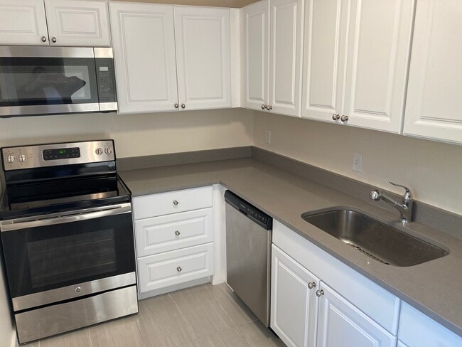 Photo - 167 Heritage Hill Rd Unidad D