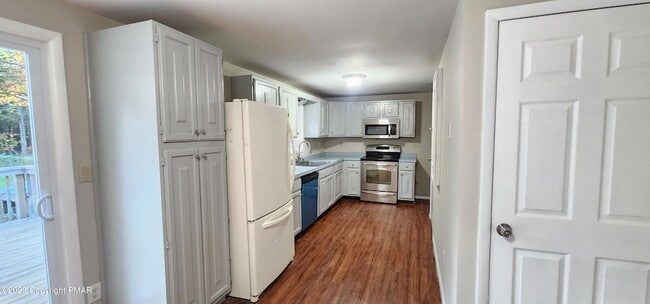 Photo - 172 Shannon Dr