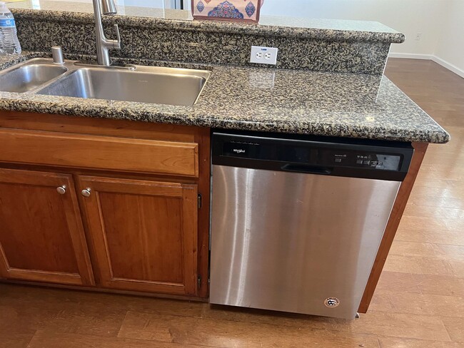 Photo - 1112 Park W Dr