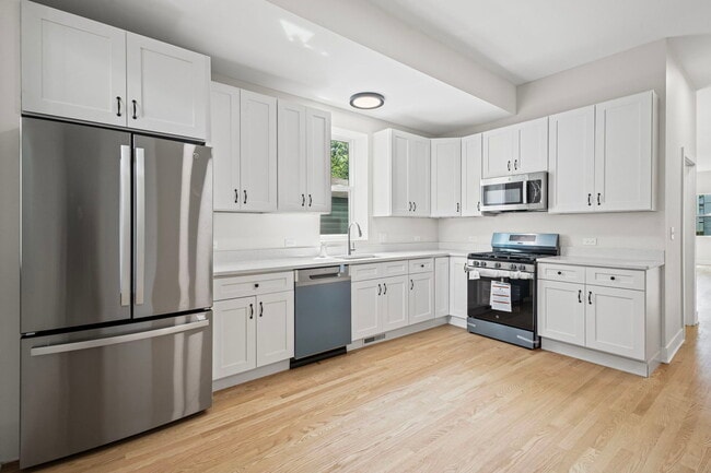 Photo - 6445 S Rhodes Ave