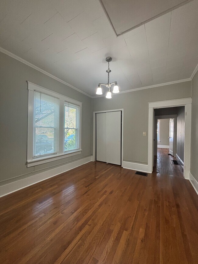 202-B N Virginia Ave