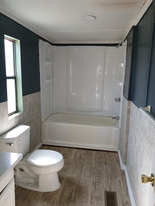 Photo - 2860 Bunneau St