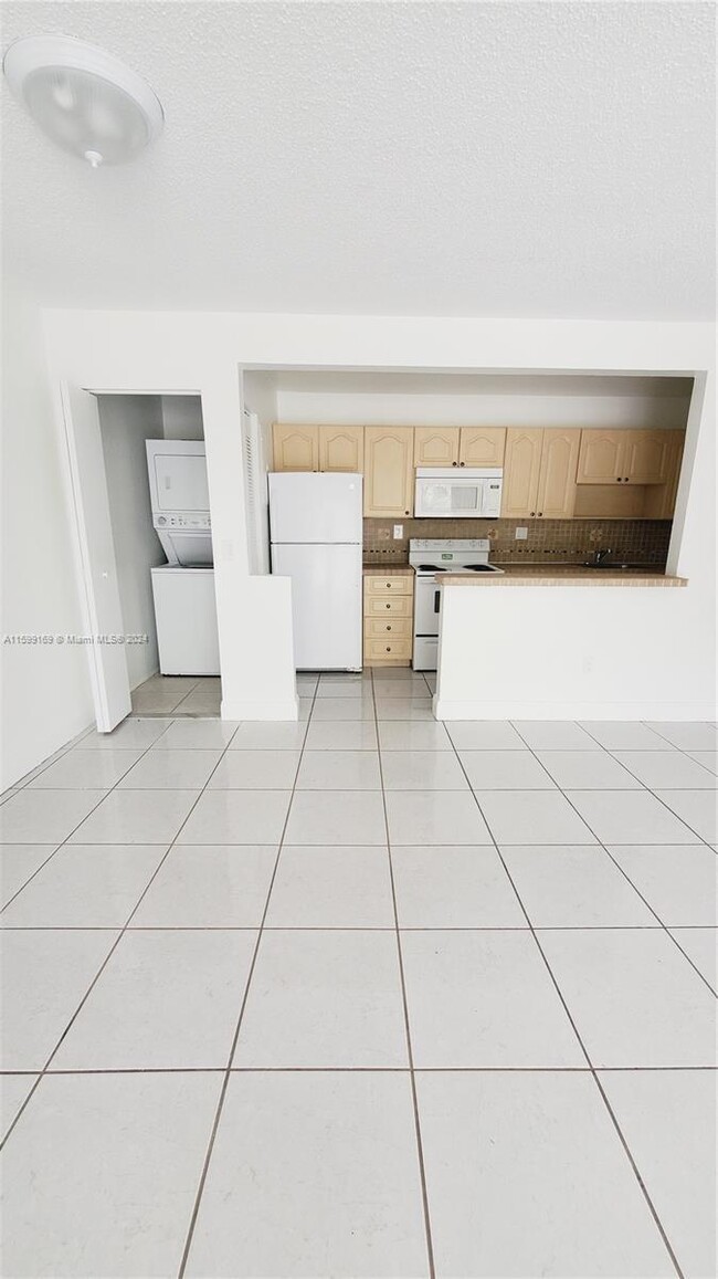 Photo - 4570 NW 79th Ave