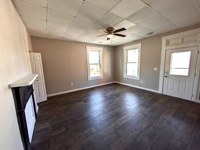 Photo - 231 E Market St Unit 1