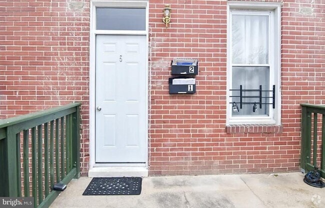 Building Photo - 5 S Wickham Rd Rental