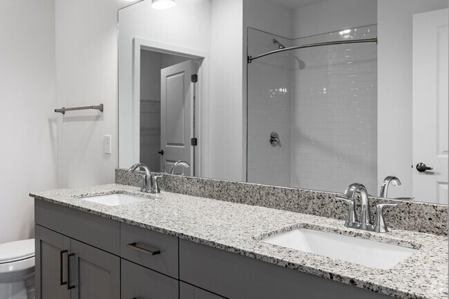 2BR, 2BA - 1098SF (B2)