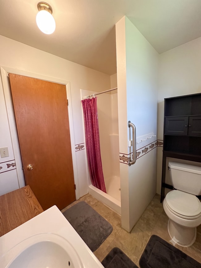 Photo - 686-800 Bamboo Way - Susanville