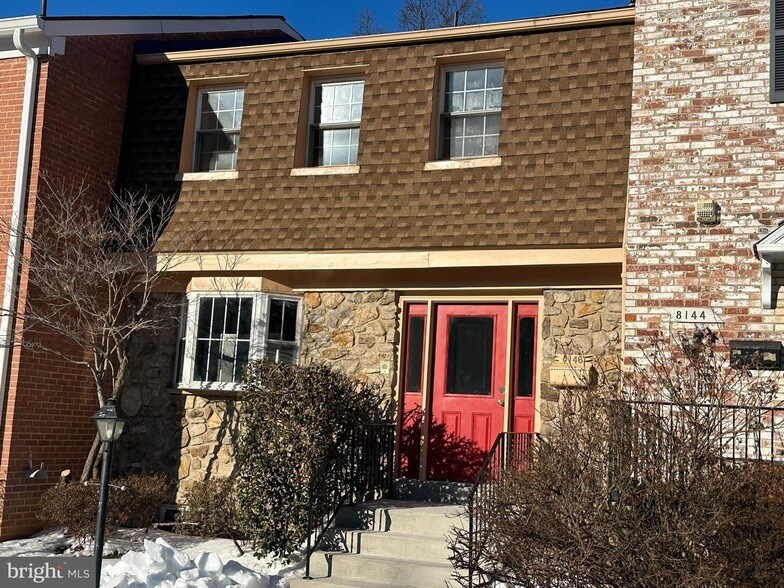 Photo - 8146 Larkin Ln