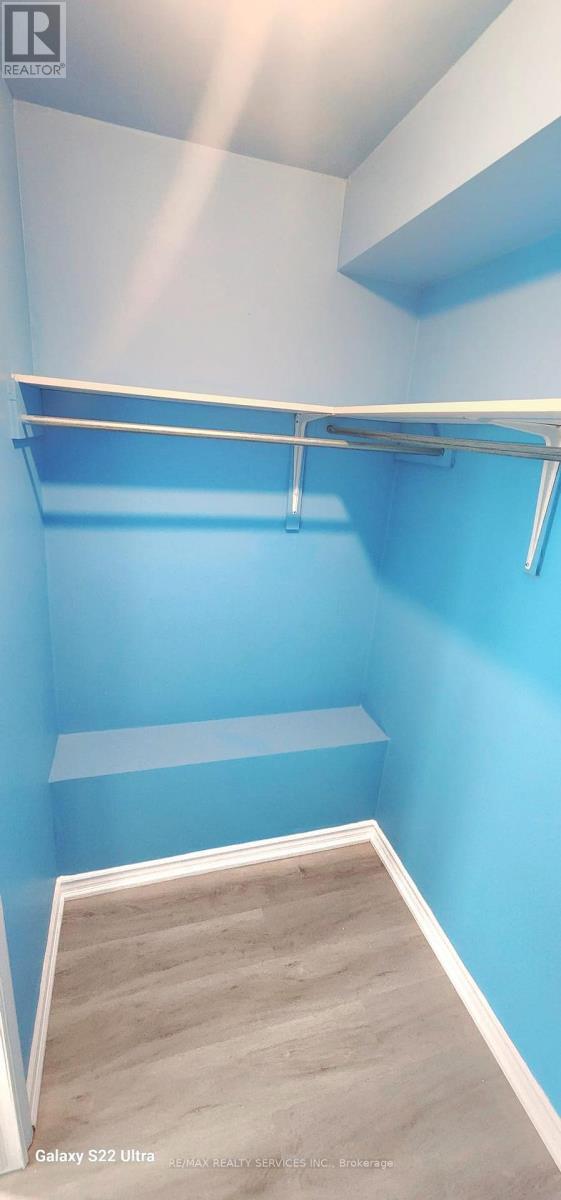 Photo - 41 Charger Ln