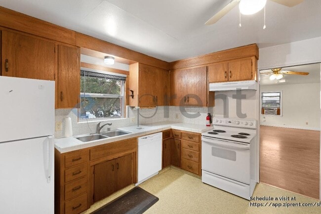 Photo - 1609 Virginia Ave