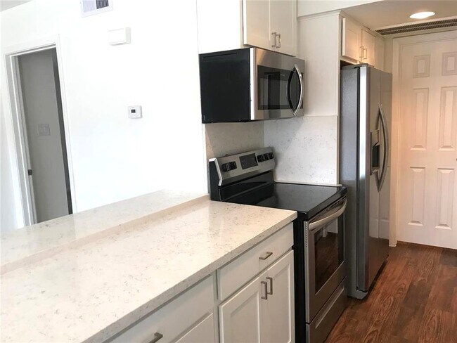 Photo - 2750 Holly Hall St Unit 1907