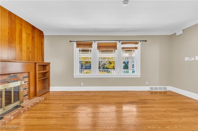 Photo - 18901 Renwood Ave