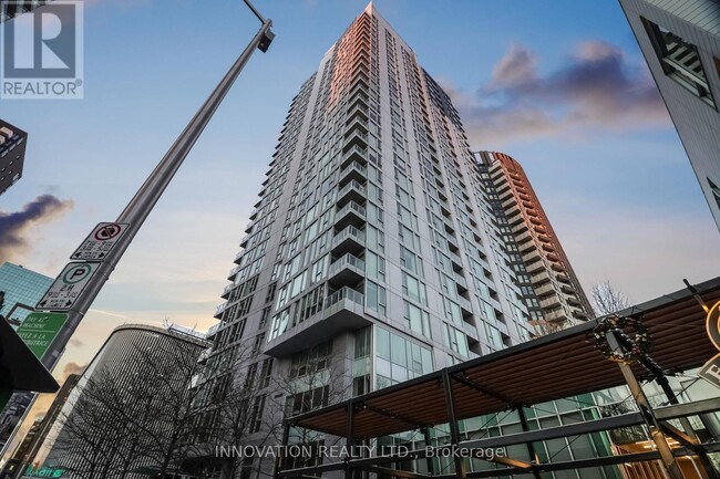 Photo - 40 Nepean St Unité 1203