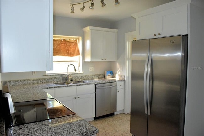 Photo - 263 Blossom Ln