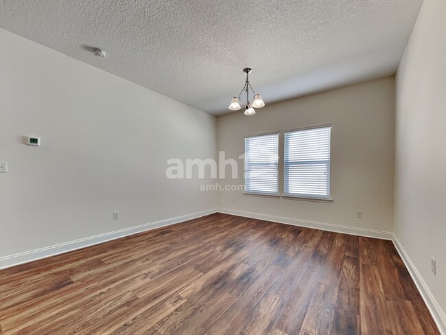 Photo - 152 Baltic Ave