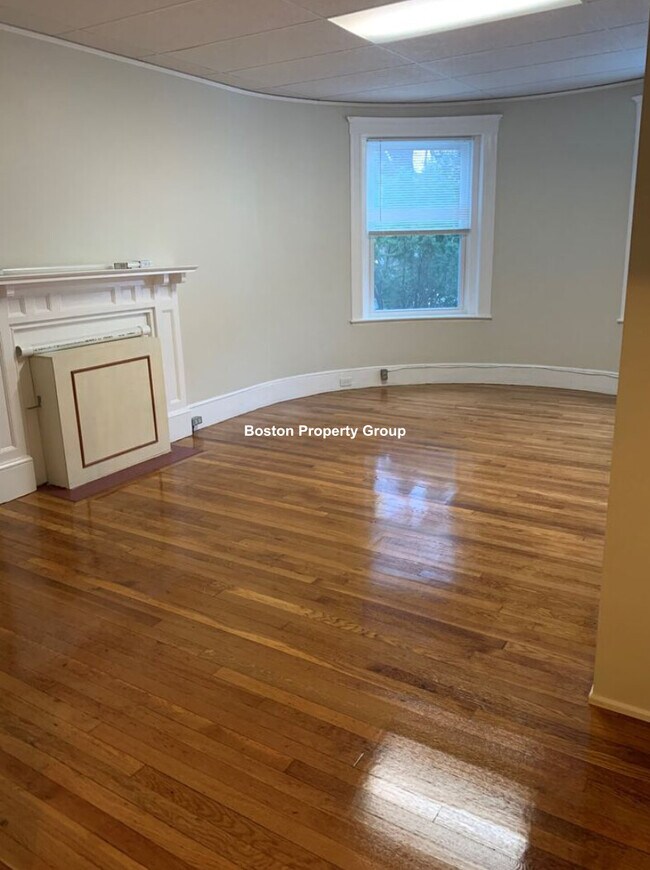Photo - 130 Glenville Ave