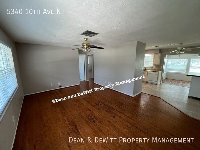 Photo - 5340 10th Ave N