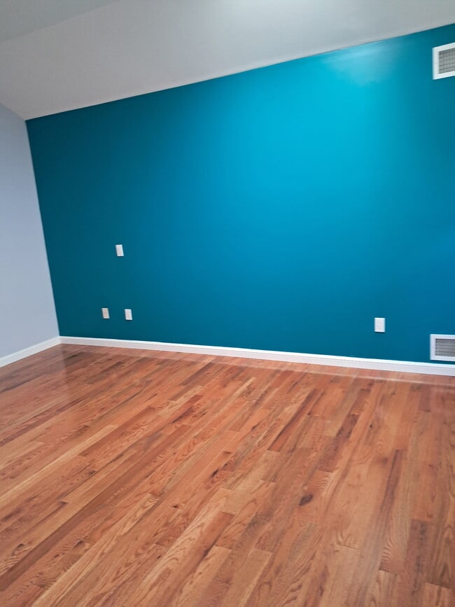 17 Gaetano Ln
