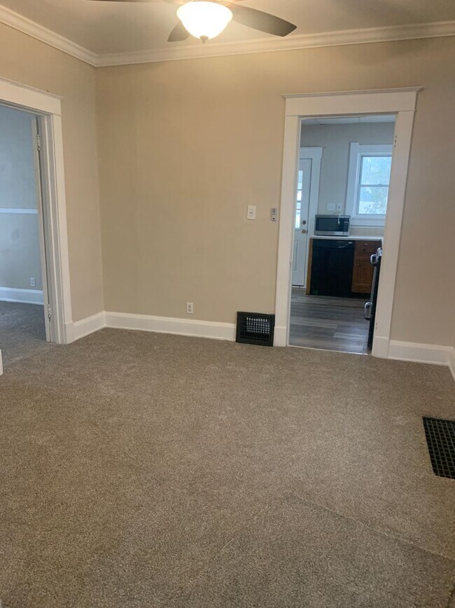 Cute House for Rent in Downtown Rossford Rental House Rental in