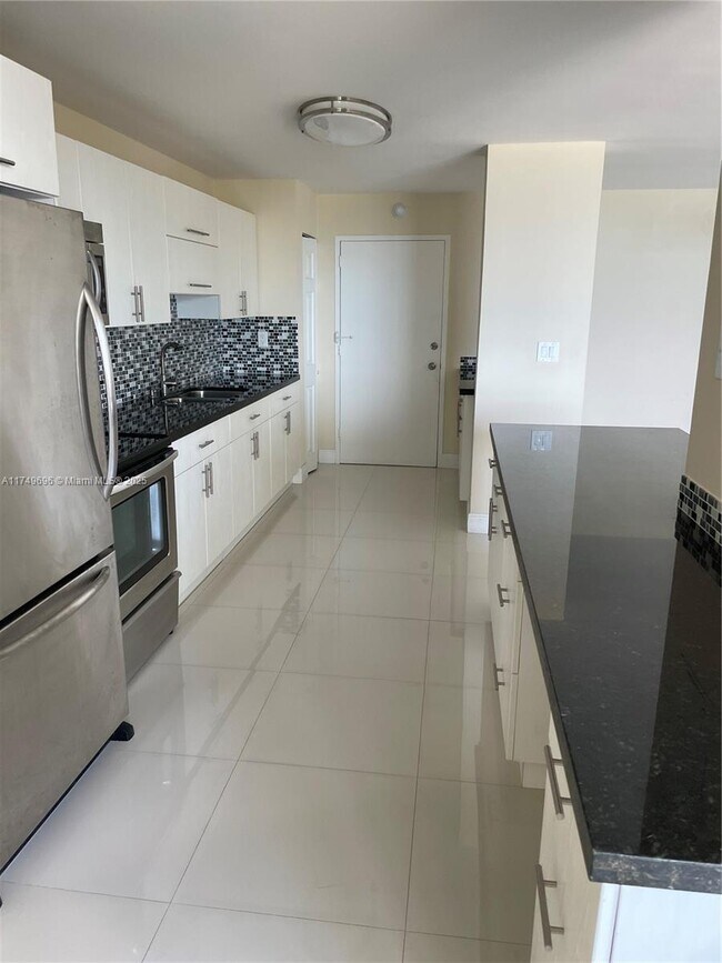 Photo - 7135 Collins Ave Unit 832