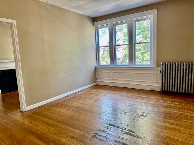 Photo - 330 St Paul St Unidad 3