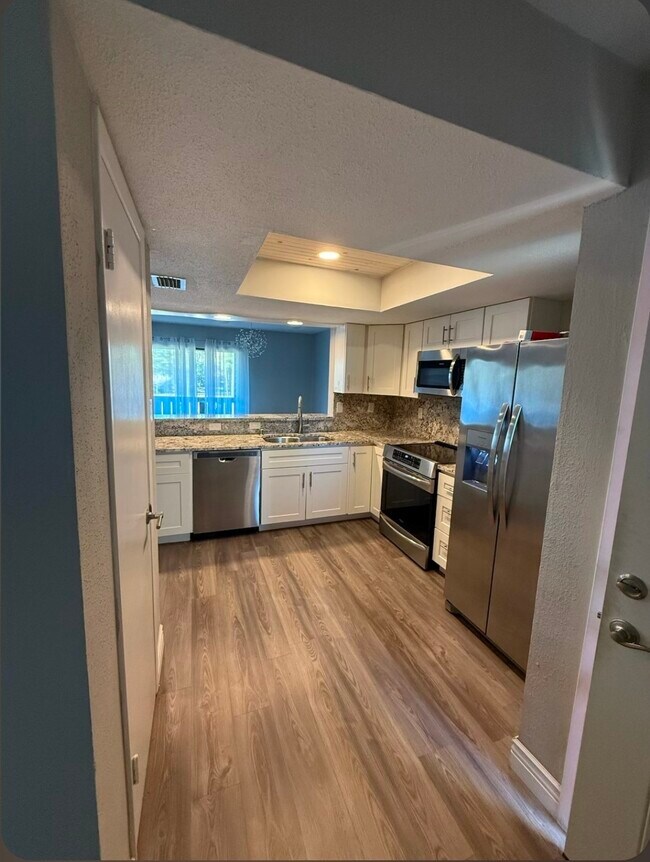 Photo - 4444 Victory Dr Unidad 1106