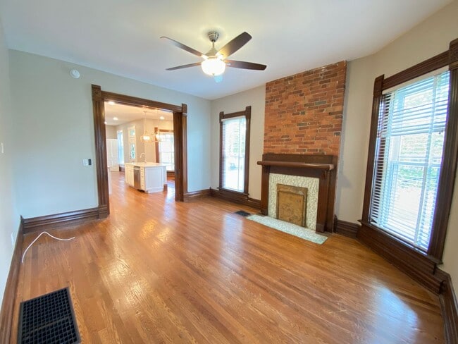 Photo - W King Ave 103-103.5 MLR Unidad 103 Bottom