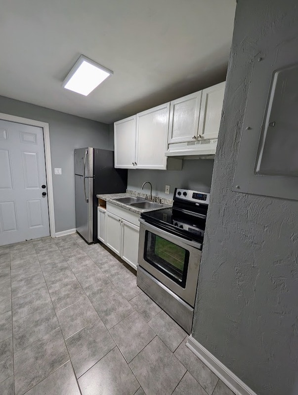 Building Photo - 2304 S Calhoun St Rental