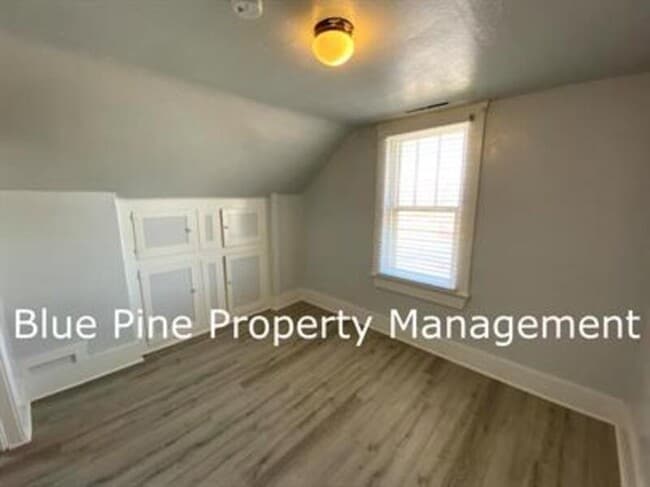 Photo - 252 N Shilling Ave Unit 4