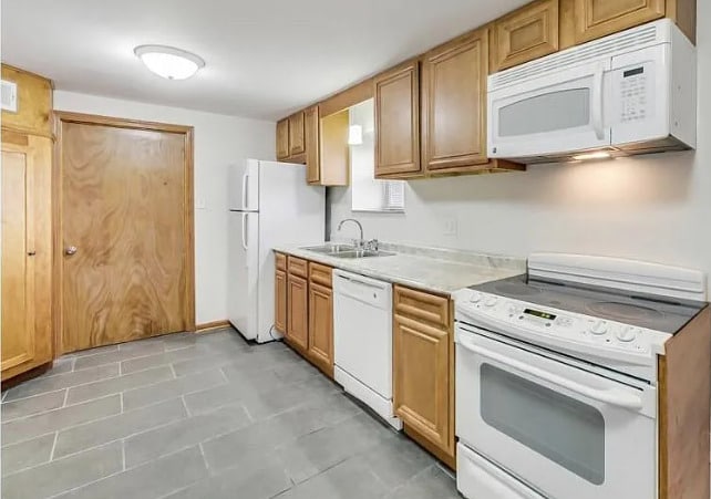 Photo - 4988 N Elston Ave Unidad G