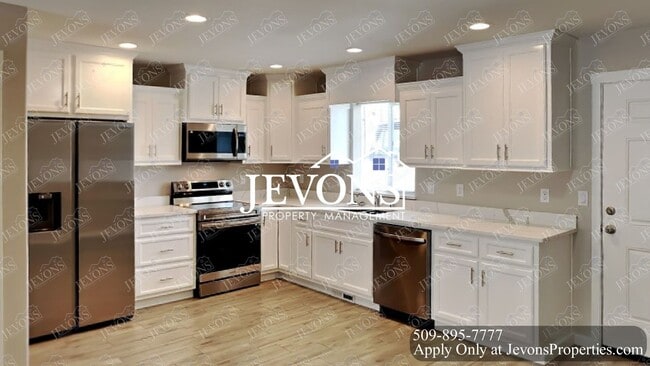 Photo - 1912 W Mead Ave