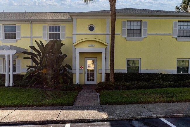 Photo - 102 Pompano Dr SE Unidad C