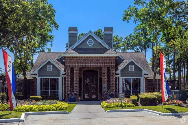 Leasing Office at Lakeview Apartments - Lakeview Apartments