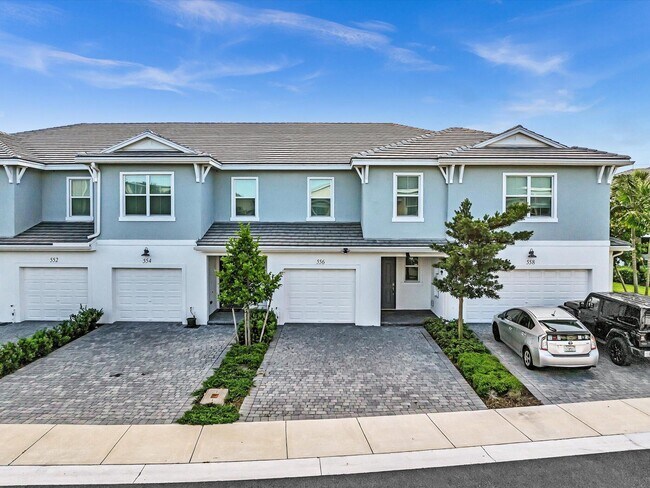 Building Photo - 556 Sanderling Cir