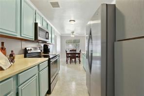 Photo - 6412 Pine St