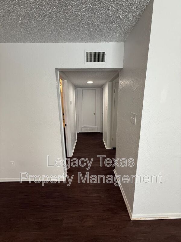 Photo - 1715 Short St Unit B