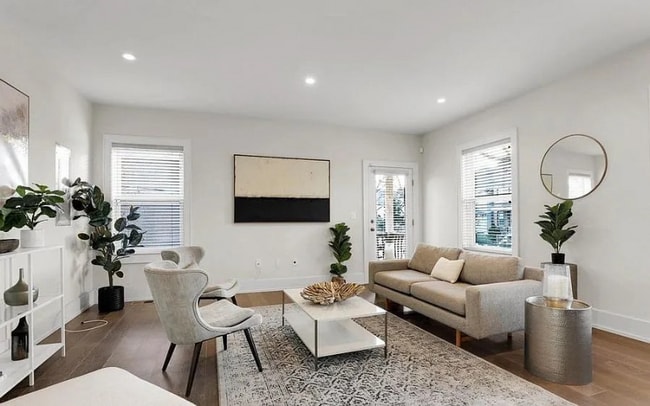 Photo - 456 Randolph St NW Unit 1