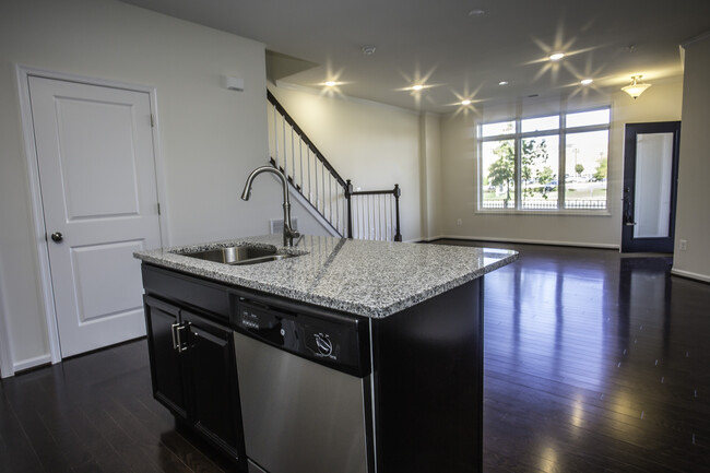 Photo - 1516 Ribbon Limestone Ter SE Unidad 1516