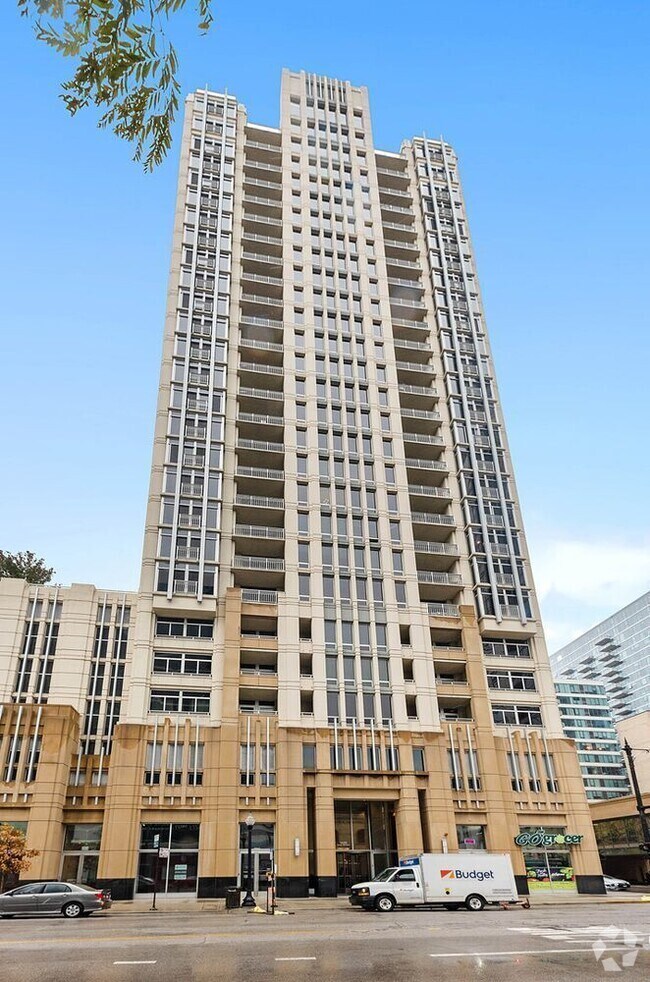 Building Photo - 1400 S Michigan Ave Unit 2009 Rental