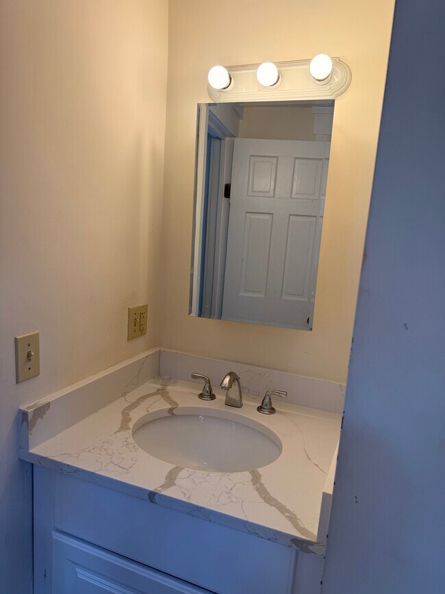 Photo - 84 Broad St Unidad 4