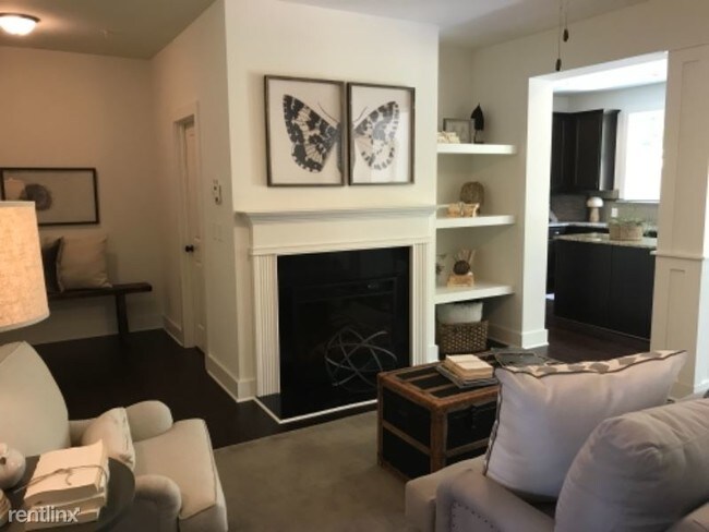 Photo - 198 Arbor Crowne Dr