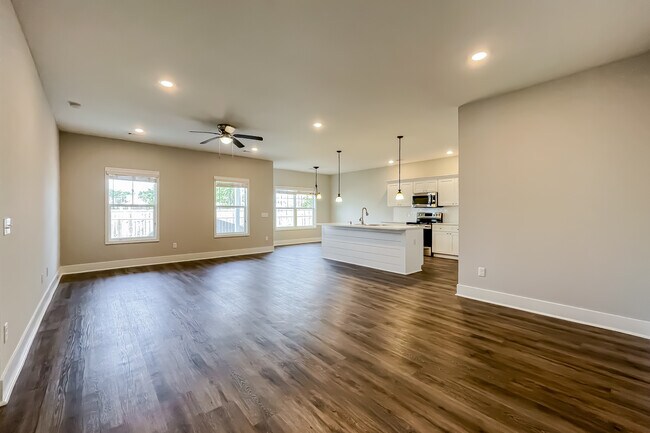 Photo - 16 Greyfield Dr