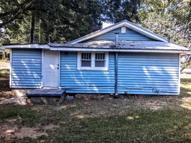 Photo - Charming 2 Bedroom Home in the Heart of Ox...