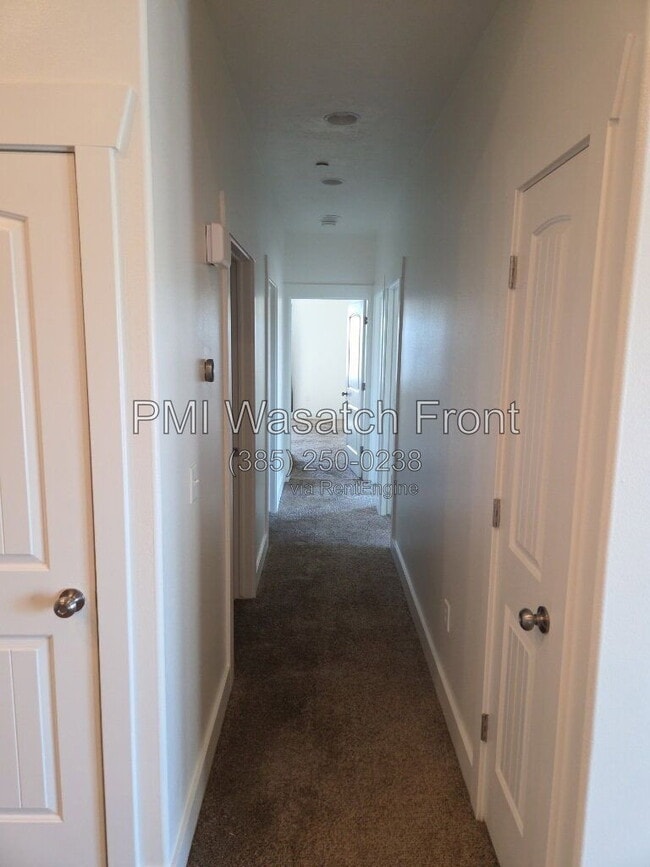 Photo - 147 W Spring Hill Way
