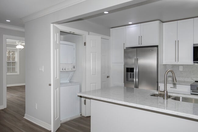 Fairfield Knolls at Farmingdale Village