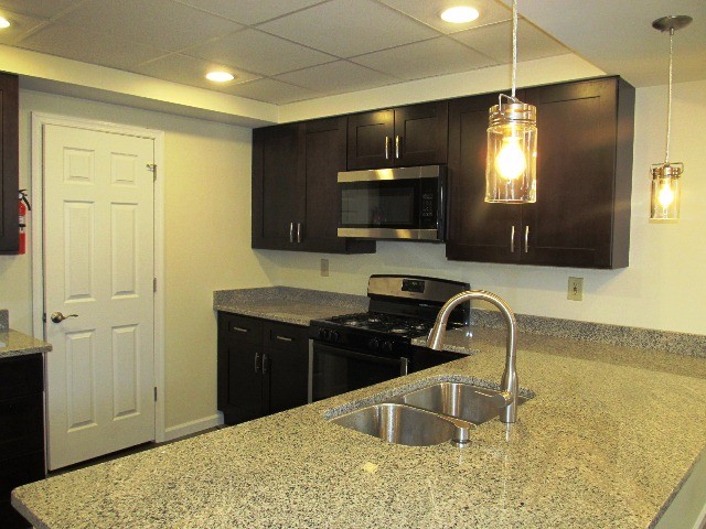 Building Photo - 3202 Holtry St Unit A